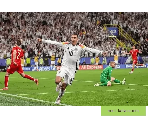 拜仁慕尼黑的进攻新星穆西亚拉持续迎来爆发，成为球队战术核心，状态回暖。