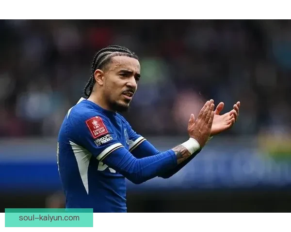 帕尔默在进攻端的表现稳健，持续为球队创造机会与进球。